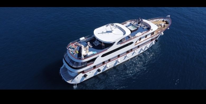  LIPANJ Dozivite najljepse OTOKE Jadrana uz Ambassador Travel MINI KRSTARENJE Trogir  Dubrovnik brodom M S INVICTUS 4 nocenja uz DORUCAK razgledi Hvara i Korcule te neograniceni internet 