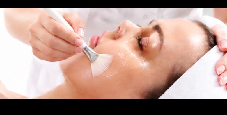 Tajna KOREJSKOG sjaja u Zagrebu GLASS SKIN tretman lica u Beauty centru Kozlinger za samo 35 € Dubinsko ciscenje i njega za SAVRSEN ten  10posto popusta na lily hr webshopu 