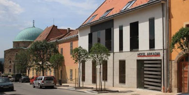 Hotel Arkadia Pecs Pecs Madjarska  102 €