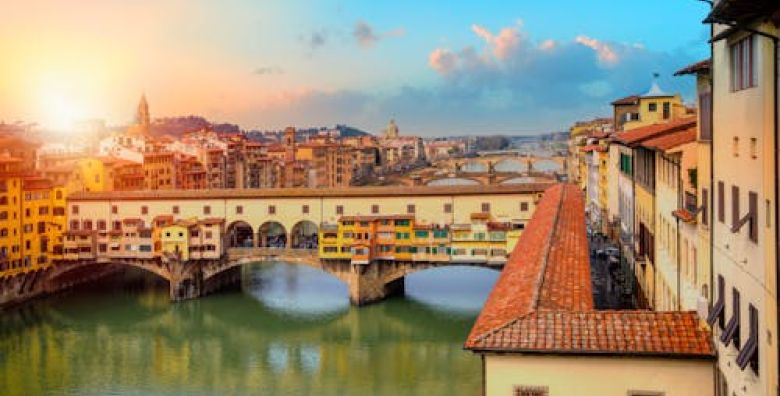 A O Firenze Firenze Italija  242 €