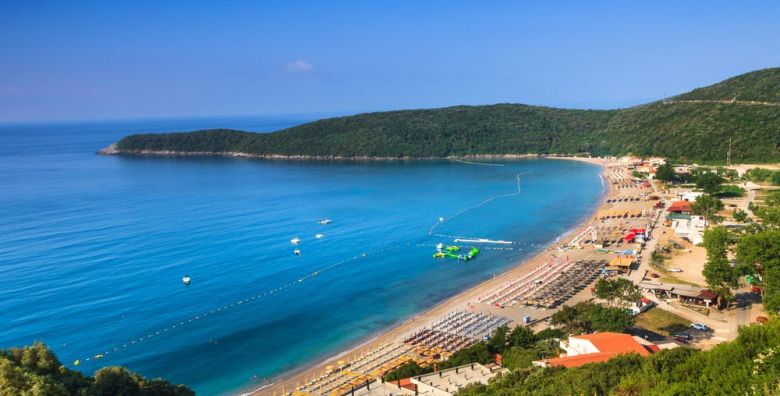 Hotel Opera  Ljetni odmor uz plazu Jaz Prijevor Jaz Crna Gora  245 €