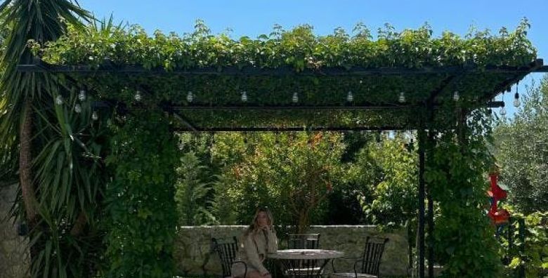 Hotel Opera  Odmor u bungalovima Prijevor Jaz Crna Gora  529 €