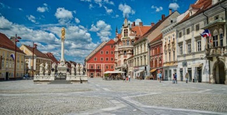 Hotel Lent  Vikend uzivanje u Mariboru  Suita s jacuzzijem Maribor Slovenija  290 €