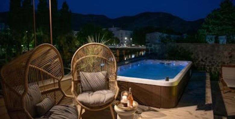 Hotel Integra  Opustajuci odmor u Trebinju udvoje Trebinje Bosna i Hercegovina  85 €