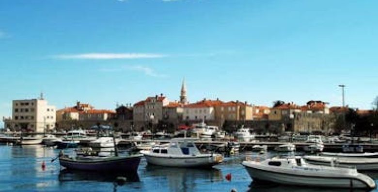 Hotel Rivijera  Obiteljski odmor u Petrovcu  Standard soba Petrovac Crna Gora Crna Gora  219 €