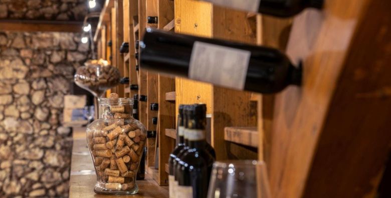 Kona Hotel Verona  Odmor u Veroni uz degustaciju vina Verona Italija  269 €