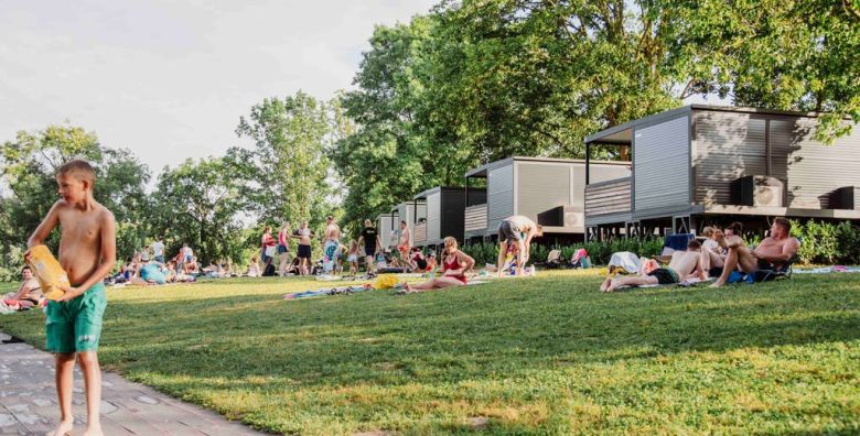 Mobilna kucica Kupa Magnolia XL  Odmor na Kupi Gradac Slovenija  518 €