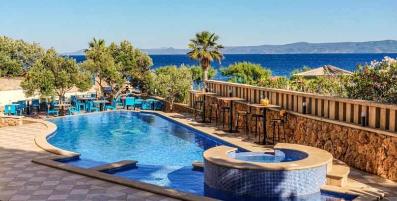 Hotel Sol  Ljeto u srcu Bola Bol otok Brac Dalmacija Hrvatska  585 €