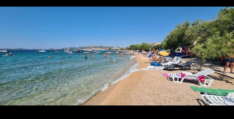 Apartmani Mateo  Morski odmor u Vodicama Vodice Dalmacija Hrvatska  425 €