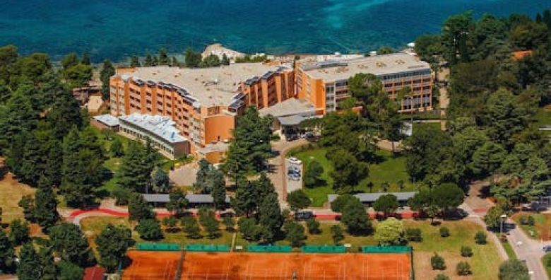 Hotel Umag Plava Laguna  Ultra last minute jesenski odmor Umag Istra Hrvatska  264 €