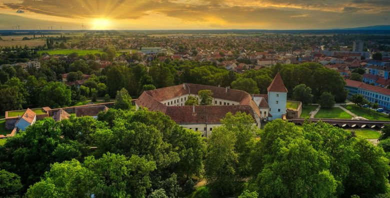 Hotel Bassiana Sarvar Sárvár Madjarska  492 €