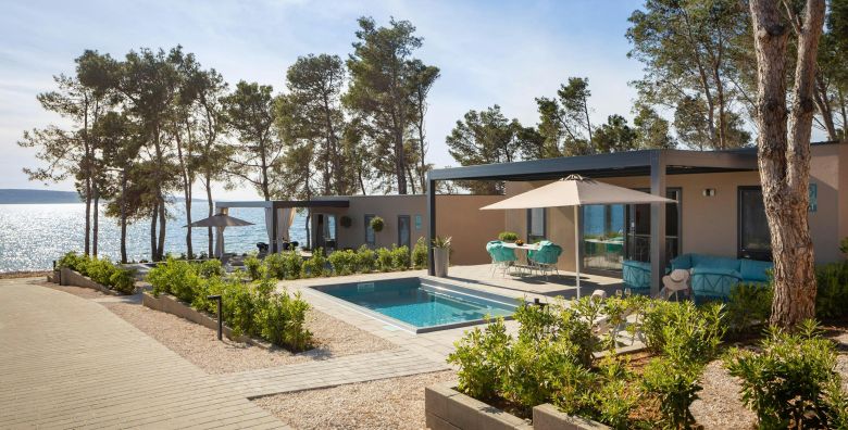 Aminess Avalona Camping Resort  Rujan u Luxury Holiday home s bazenom Povljana otok Pag Dalmacija Hrvatska  1459 €