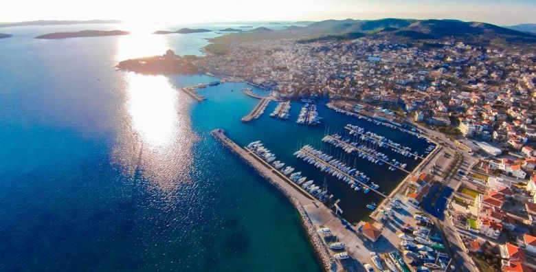 Apartmani Villa Oaza  Kraj ljeta u Vodicama  Apartman Palma ili Lavanda Vodice Dalmacija Hrvatska  357 €