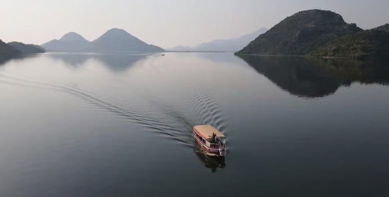 Voznja brodom  Dozivite zadivljujucu ljepotu Skadarskog jezera Virpazar Crna Gora  29 €