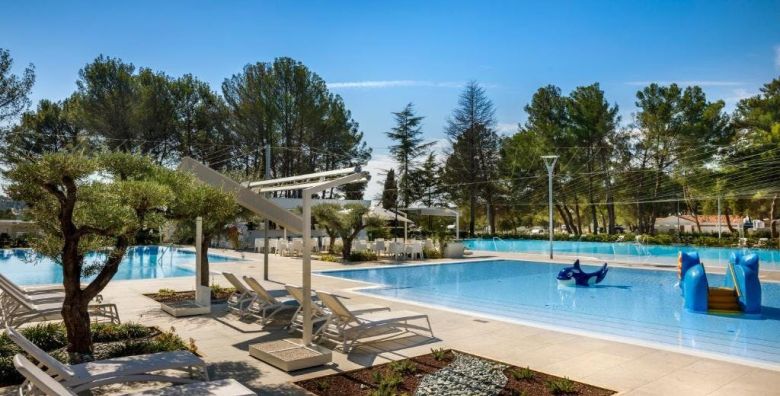 Kamp Valkanela  Ljeto u Standard mobilnoj kucici Vrsar Istra Hrvatska  438 €