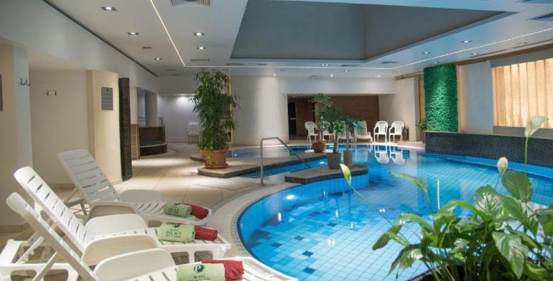 Palace Hotel Hevíz  Obiteljski wellness odmor u Hévízu Hévíz Madjarska  449 €