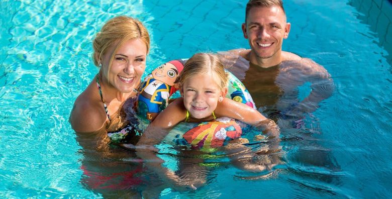 Glamping Bioterme  Jesensko zimski glamping s polupansionom  Vikend odmor Mala Nedelja Ljutomer Slovenija  279 €