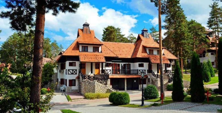 Kraljevi Konaci  Jedinstveni odmor u prirodi u srcu Zlatibora Zlatibor Srbija  120 €