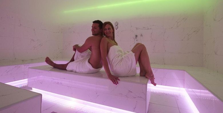 Hotel Parentium Plava Laguna  Jesenski wellness odmor u Porecu Porec Istra Hrvatska  399 €