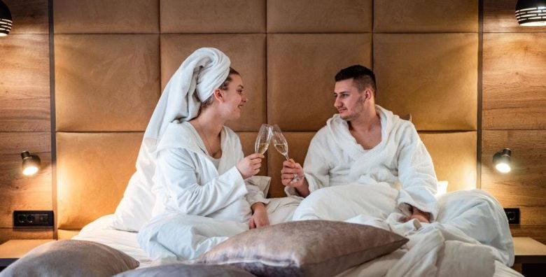 Hotel Mirjana  Rastoke  Jesenski odmor u blizini Plitvica Slunj Hrvatska  82 €