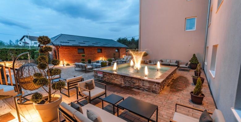 Hotel Mirjana  Rastoke  Jesenski odmor u blizini Plitvica Slunj Hrvatska  132 €