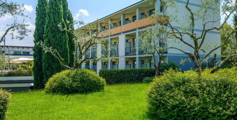 Parc Hotel  Obiteljski odmor u Italiji Peschiera del Garda Italija  139 €