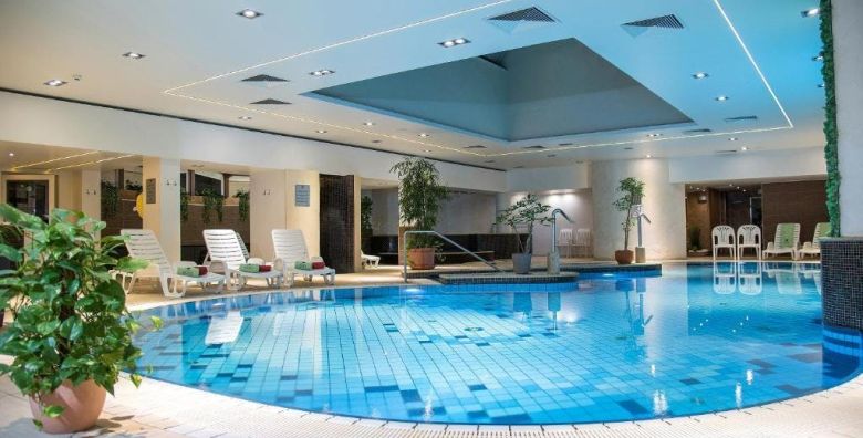 Palace Hotel Hevíz  Wellness odmor u Hévízu tjekom tjedna Hévíz Madjarska  305 €
