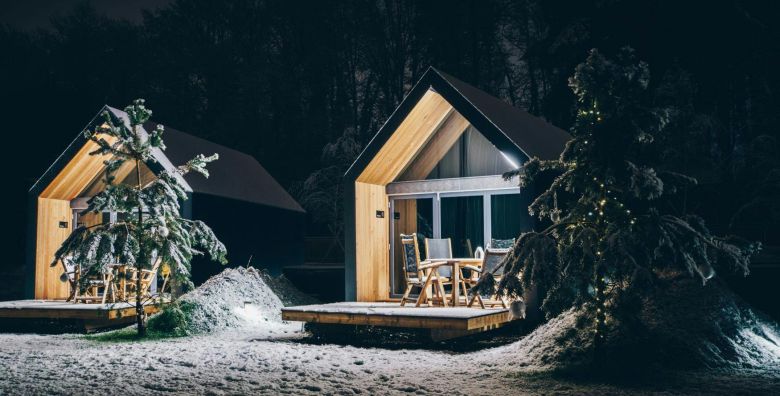 Chocolate Village  Bozicni glamping medju krosnjama drveca Maribor Slovenija  470 €