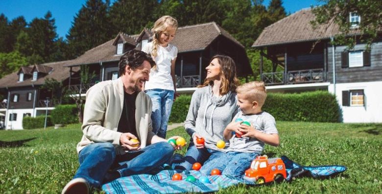 Terme Olimia  Selo Lipa  Obiteljski jesenski odmor Podcetrtek Slovenija  329 €