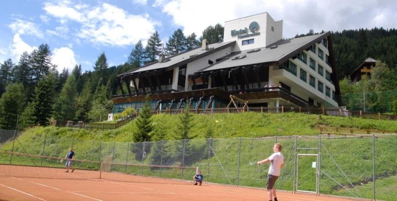 Kinder und Familienhotel Nockalm  Odmor u Austriji Innerkrems Austrija  949 €