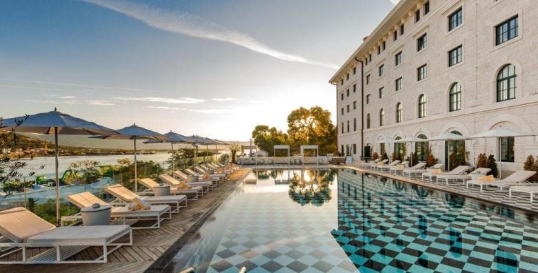 Brown Beach House Hotel  Spa  Wellness opustanje s ukljucenim doruckom Trogir Dalmacija Hrvatska  219 €