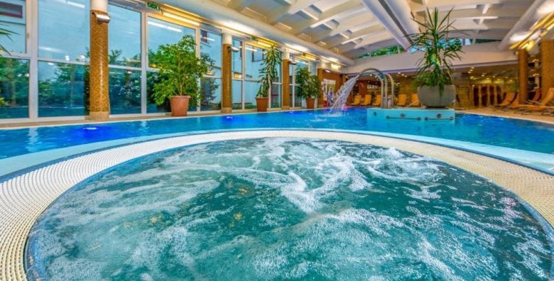 Drava Hotel Thermal Resort  Odmor u gradu Harkány tijekom tjedna Harkány Madjarska  281 €