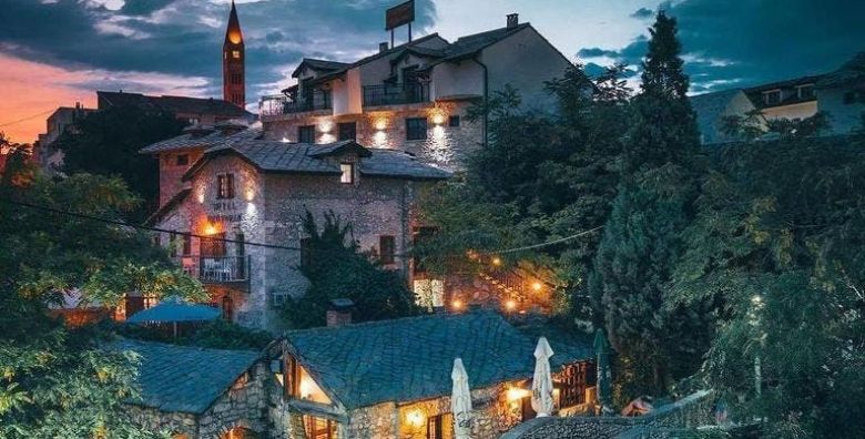 Hotel Kriva Cuprija  Bajkoviti Mostar Mostar Bosna i Hercegovina  230 €