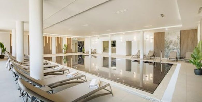Hotel Nautica  Vikend wellness udvoje u Novigradu Novigrad Istra Hrvatska  288 €