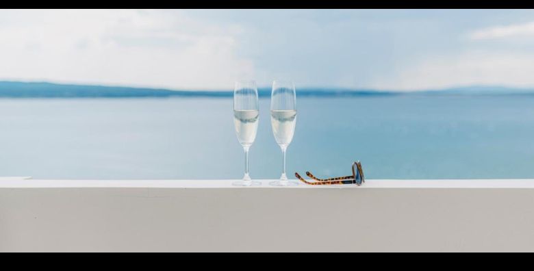 Hotel Miramare  Luksuzni wellness odmor uz masazu u studenom  Posebna akcija Crikvenica Hrvatska  334 €