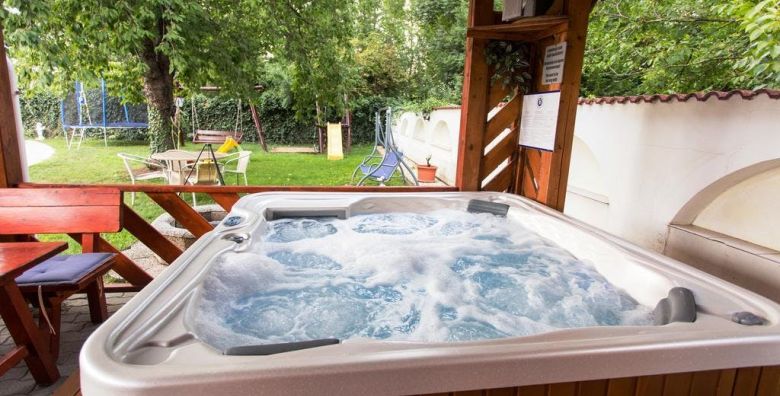 Bajor Panzio  Odmor u gradu Bük Bük Madjarska  170 €