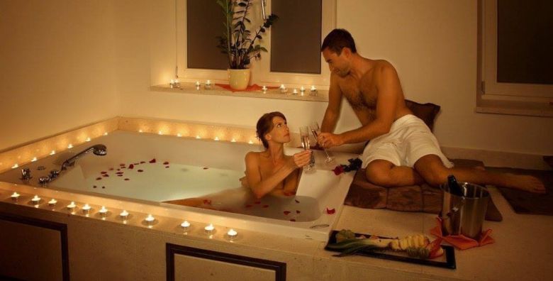 Rimske terme  Adults only  Hotel Rimski dvor Superior  Prestizni VIP paket luksuznog opustanja Rimske Terme Slovenija  690 €