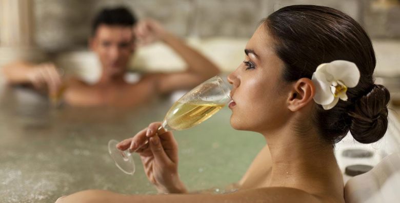 Hotel Phoenix  Romanticni city break u Zagrebu tijekom tjedna Zagreb Hrvatska  139 €