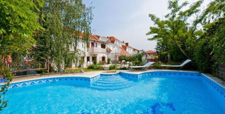 Amira Boutique Hotel Wellness  Spa  Vikend odmor  Hévíz Madjarska  399 EUR  3x nocenje u Standard dvokrevetnoj sobi za 2 osobe Polupansion