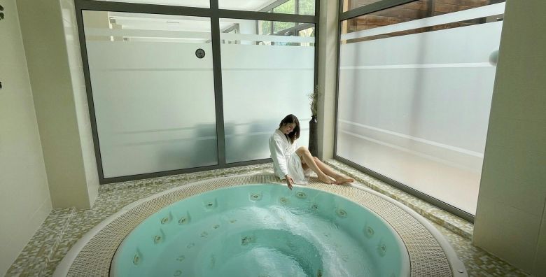 Putovanja - Akcija, popust i sniženje. (ponuda: 251884)