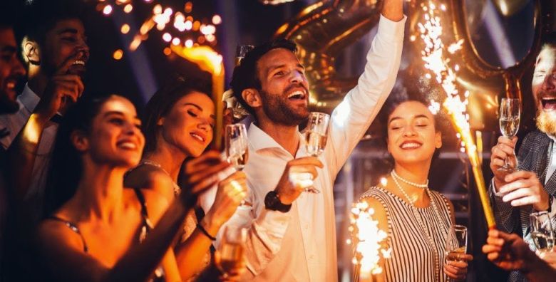 Grand Hotel Brioni Radisson Collection  Luksuzna Nova godina u Puli Pula Hrvatska  590 EUR  2x nocenje u dvokrevetnoj Collection sobi pogled na park za 2 osobe Bogati buffet dorucak