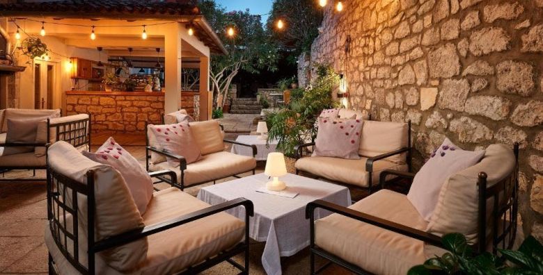 Hotel Angelo d Oro  Jesensko zimski odmor u povijesnoj jezgri Rovinja Rovinj Istra Hrvatska  205 EUR  2x nocenje u dvokrevetnoj Comfort sobi za 2 osobe Dorucak