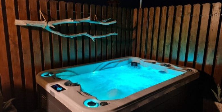 Casa Villanova Romance  Odmor u autohtonoj kamenoj kuci s vanjskim jacuzzijem Secovlje Slovenija  169 €