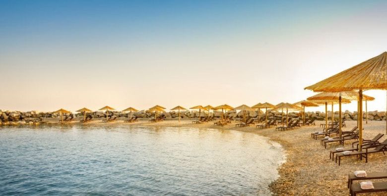 Laguna Maradiso Hotel by Aminess  First minute ljeto u Novigradu Novigrad Istra Hrvatska  1 425 EUR  7x nocenje u dvokrevetnoj Standard sobi za 2 osobe 1 dijete do 9 99 godina besplatno  Polupansion buffet dorucak i vecera 