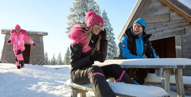 Hotel Natura  Rogla SKI paket Zrece Slovenija  1 504 EUR  4x nocenje u dvokrevetnoj sobi za 2 osobe Polupansion