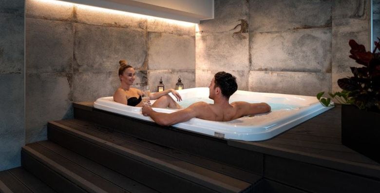 Putovanja - Akcija, popust i sniženje. (ponuda: 252244)