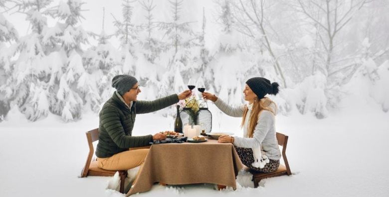 Wellness  Spa Hotel Bolfenk  Bajkovita zima s wellness opustanjem na Pohorju Pohorje Slovenija  299 EUR  2x nocenje u dvokrevetnoj sobi s pomocnim lezajem i prostranim balkonom za 2 osobe Polupansion