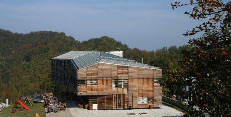 Moda - Akcija, popust i sniženje. (ponuda: 252519)