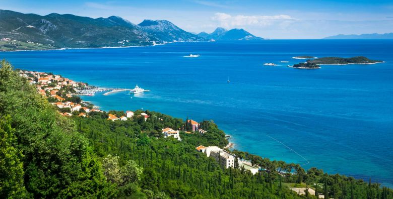 Bellevue Maradiso Casa by Aminess  First minute all inclusive light obiteljsko ljeto u Orebicu Orebic Dalmacija Hrvatska  1 689 EUR  7x nocenje u dvokrevetnoj Superior sobi s balkonom za 2 osobe  1 dijete do 9 99 godina besplatno  All inclusive light