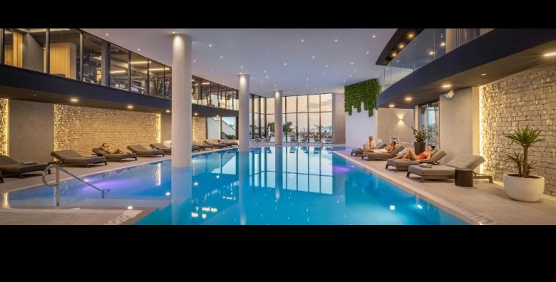 Putovanja - Akcija, popust i sniženje. (ponuda: 252701)